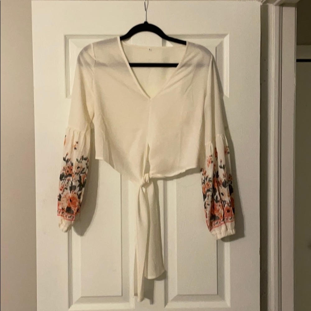 Shein long-sleeve flower crop top